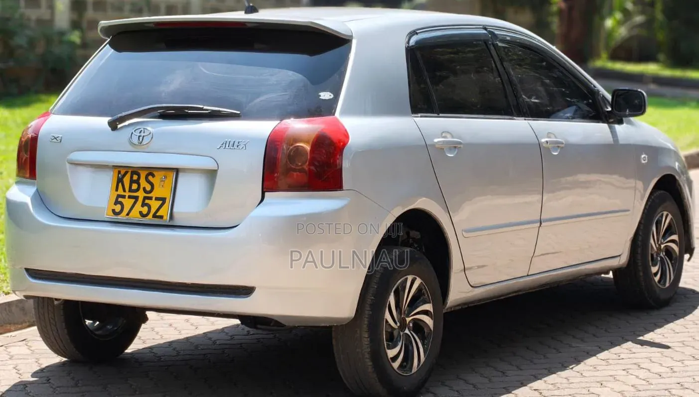 Toyota Allex 2006