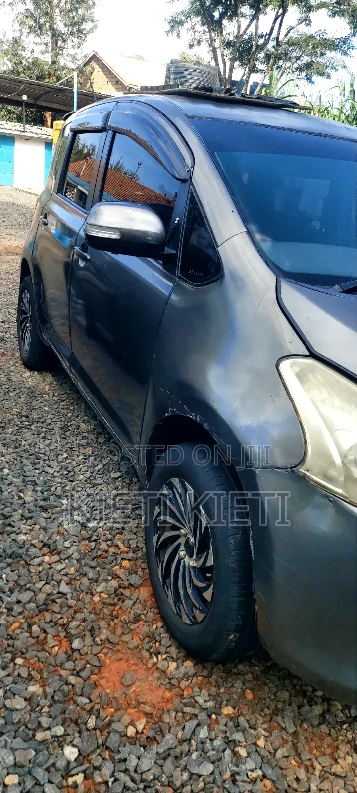 Toyota Ractis 2008 Gray