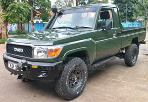 Toyota Land Cruiser 2022 Green