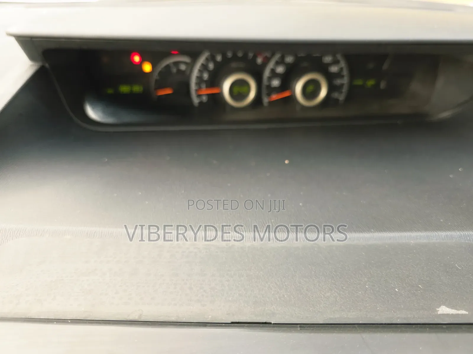 Toyota Noah 2013 Silver