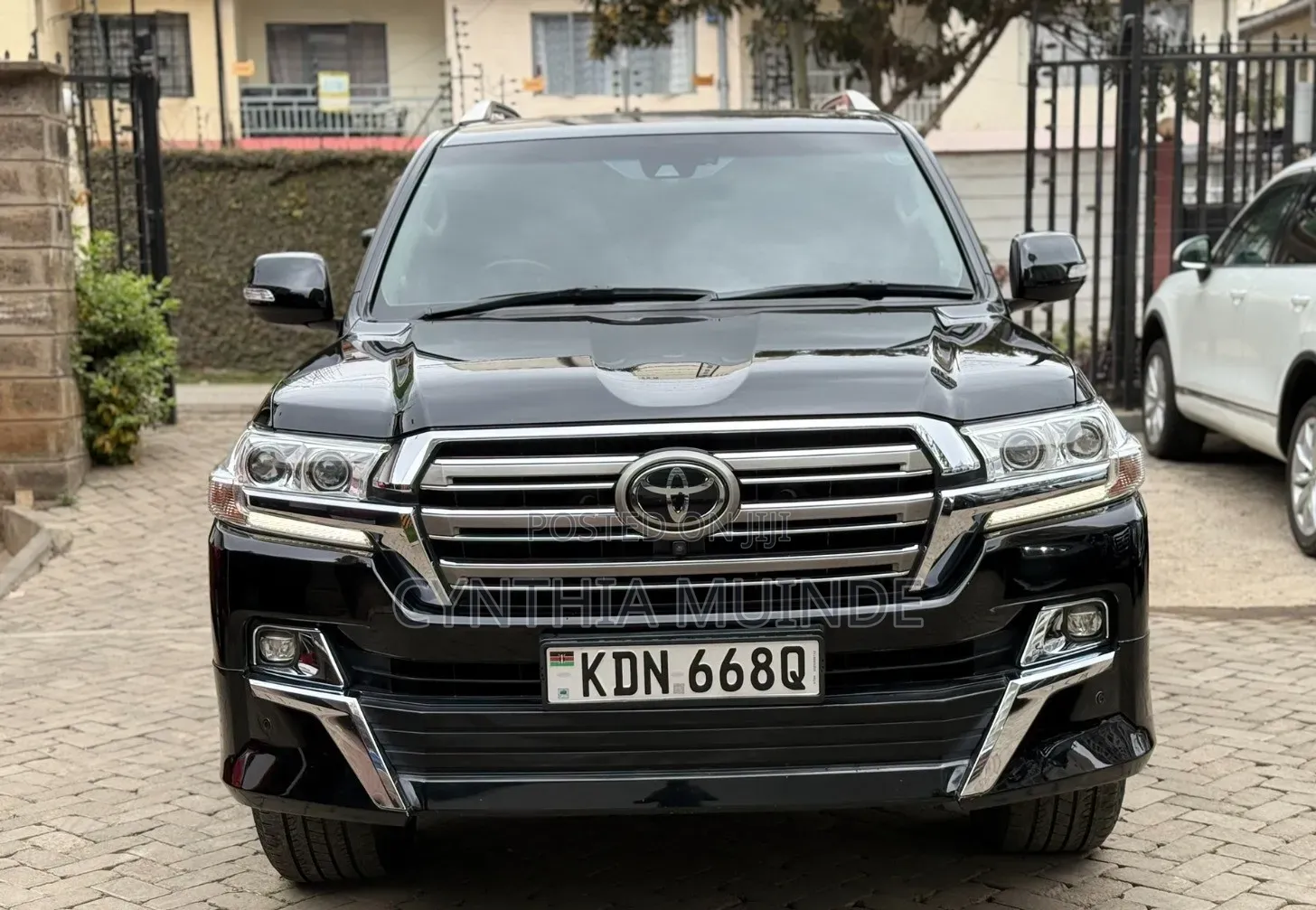 Toyota Land Cruiser 2016 Black