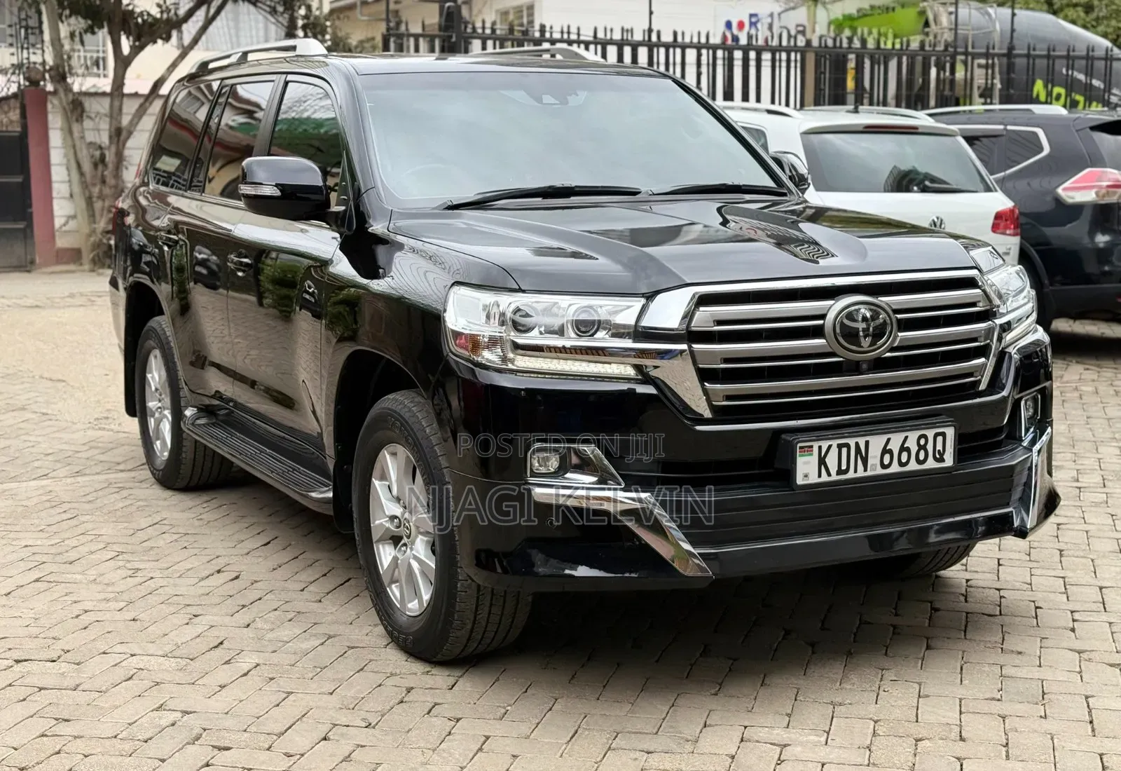 Toyota Land Cruiser 4.6 V8 ZX 2016 Matt Black