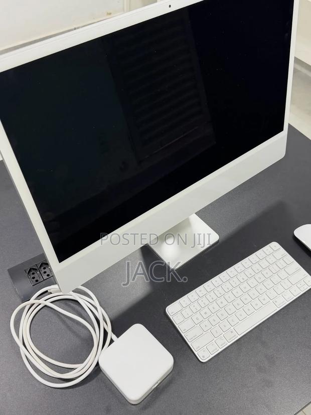 New Desktop Computer Apple iMac M3 8GB Apple M3 SSD 512GB