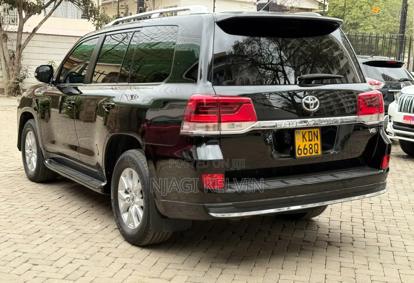Toyota Land Cruiser 4.6 V8 ZX 2016 Matt Black