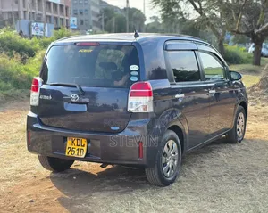 Toyota Spade 2014 Purple