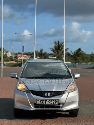 Honda Fit 2011 Silver