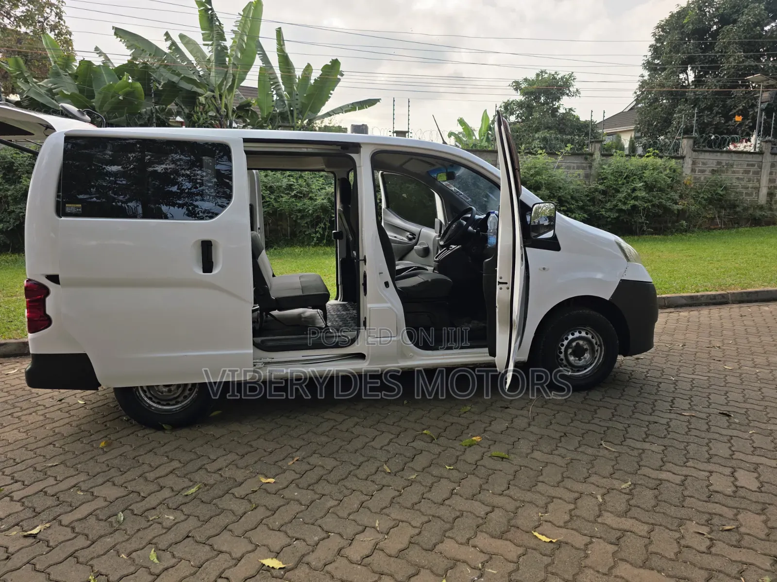 Nissan NV200 2015 White