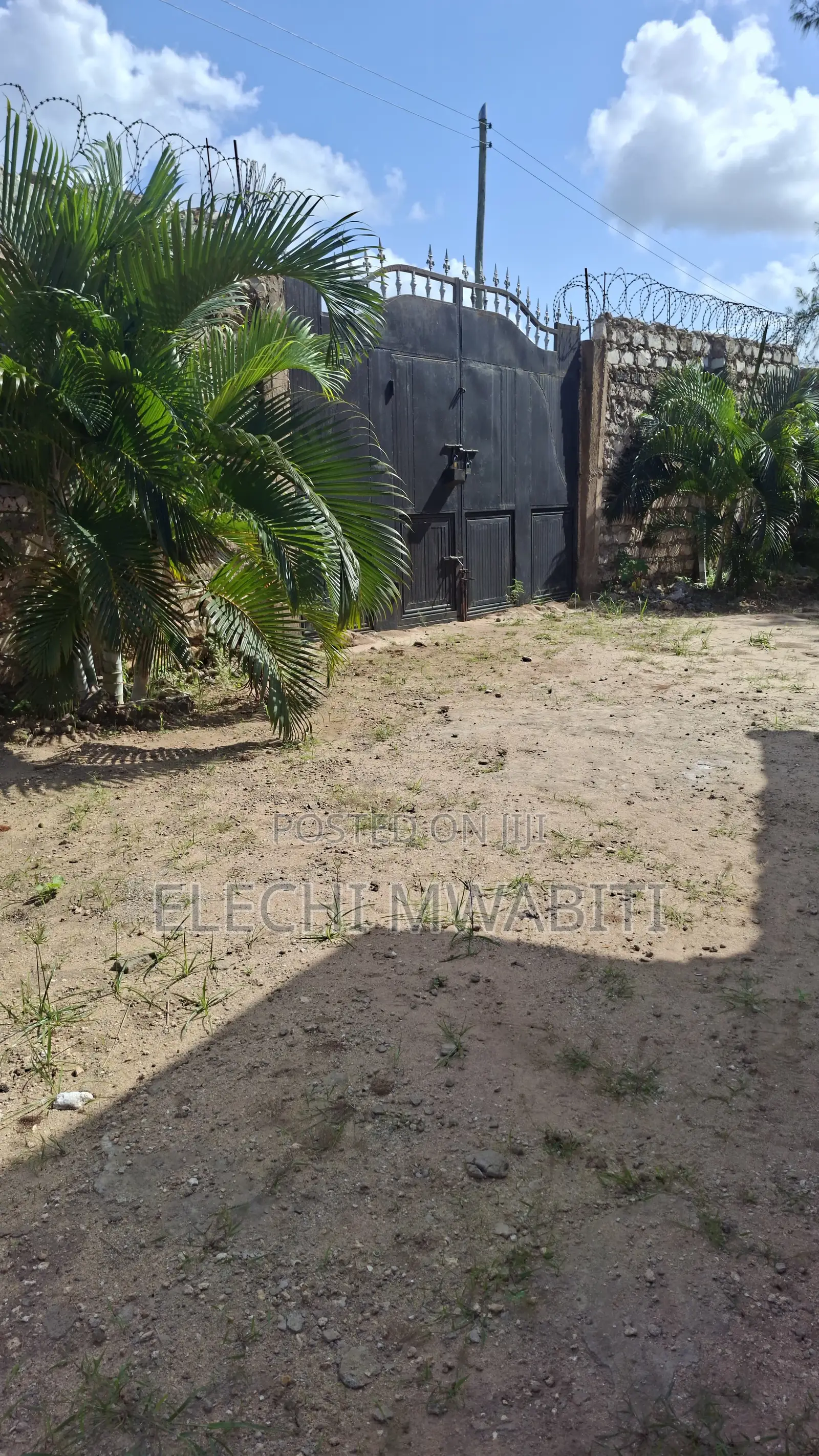 3bdrm Bungalow in Bowa Kombani, Tiwi for sale