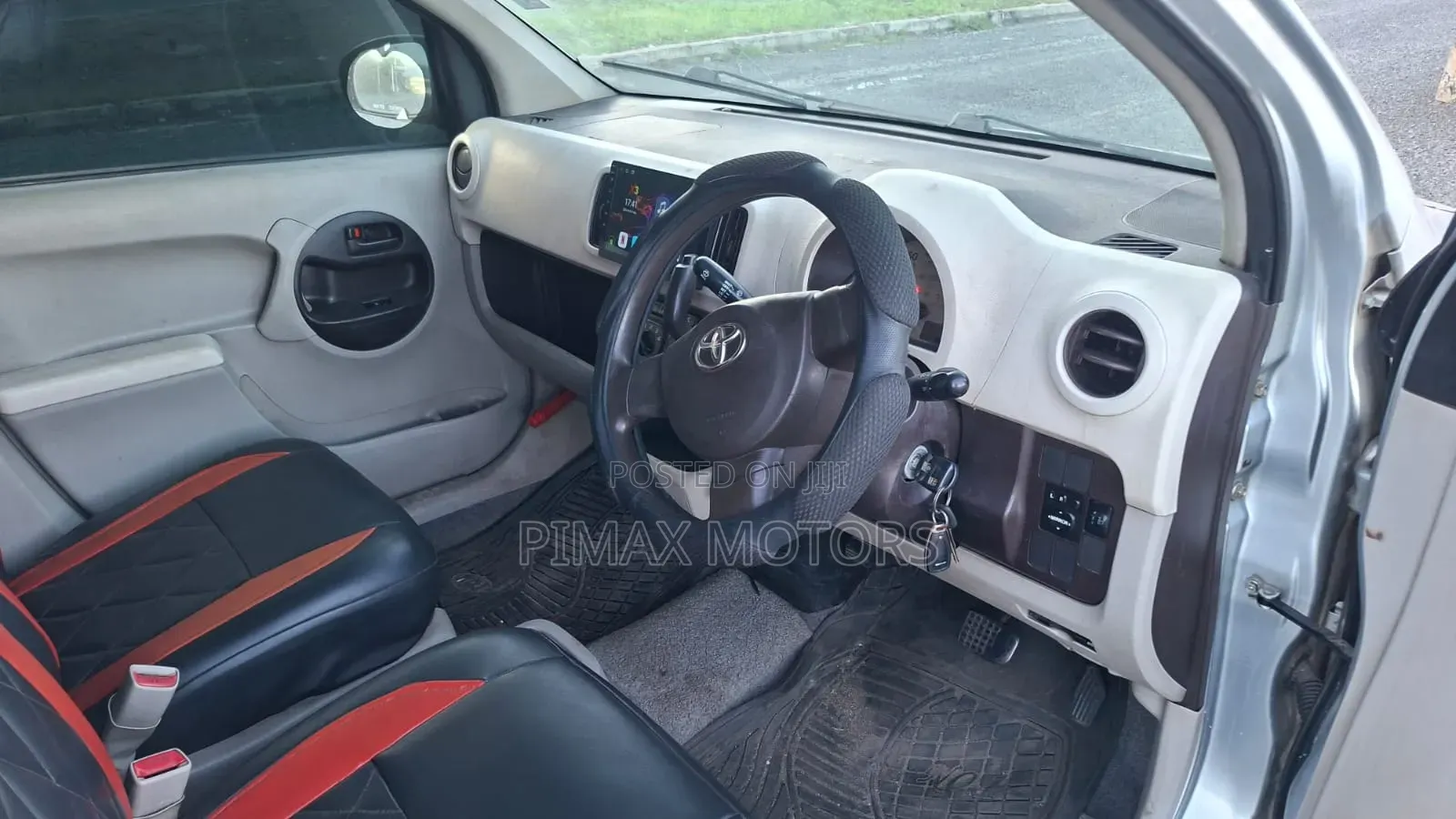 Toyota Passo 2012 Silver