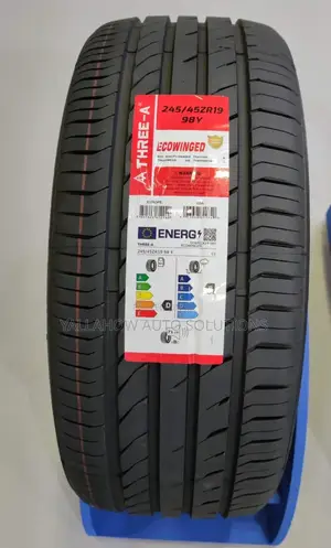 Three-a Ecowinged 225/55r18 98v Tire