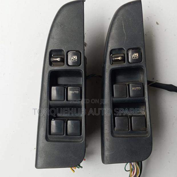 Nissan B14 Window Switch