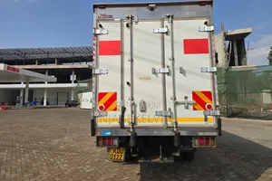 Isuzu Elf 2018
