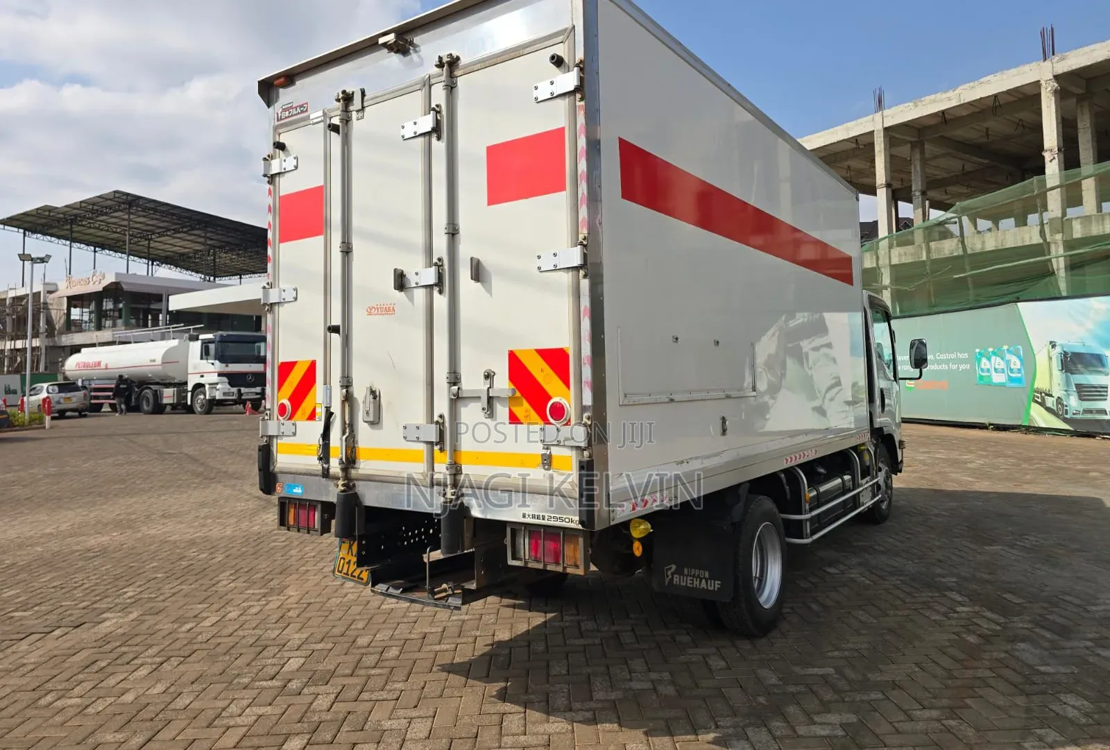 Isuzu Elf 2018