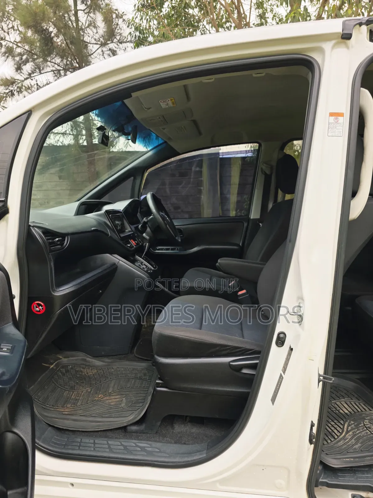 Toyota Voxy 2016 White