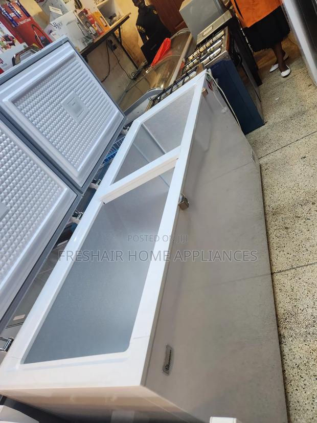 Commercial Deep Freezer 700litres Ramtons - thumbnail 3