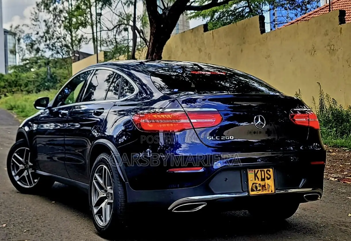 Mercedes-Benz GLC-Class 2017 Blue