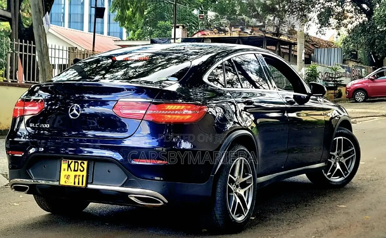 Mercedes-Benz GLC-Class 2017 Blue