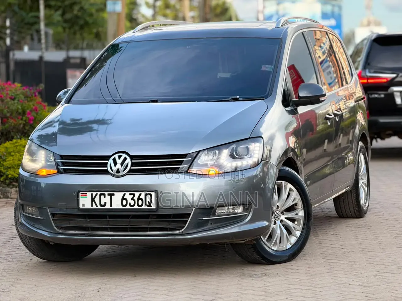 Volkswagen Sharan 2012 Silver