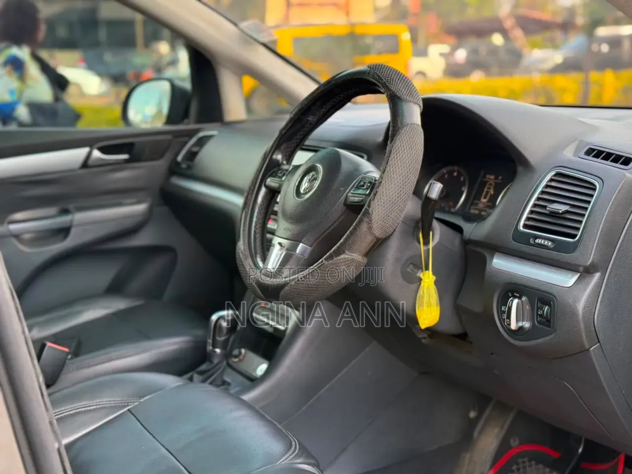 Volkswagen Sharan 2012 Silver