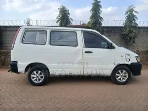 Toyota TownAce 2005 White