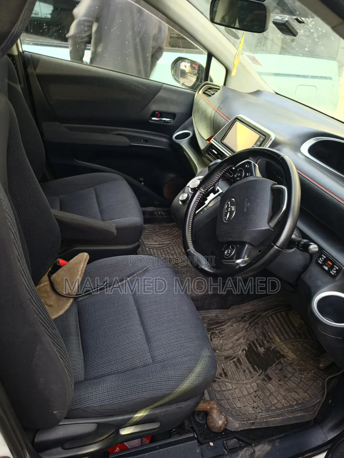 Toyota Sienta 2016 White