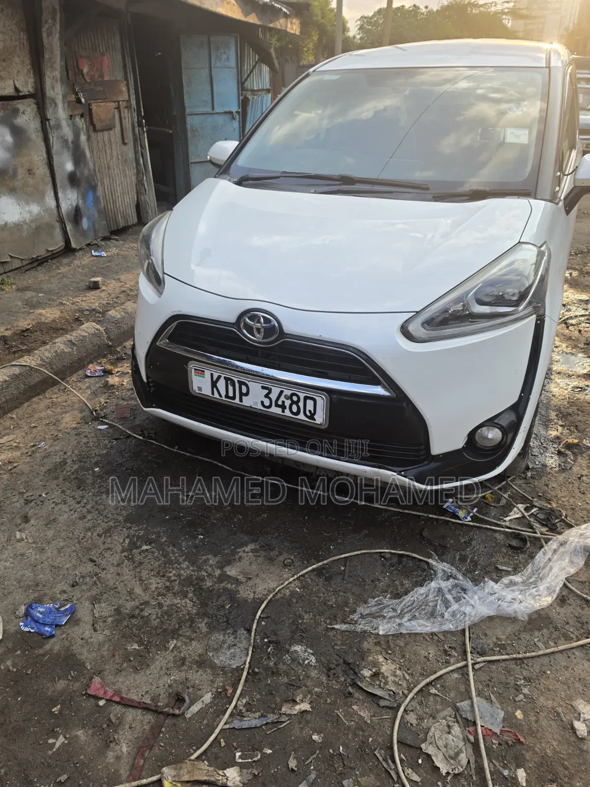 Toyota Sienta 2016 White