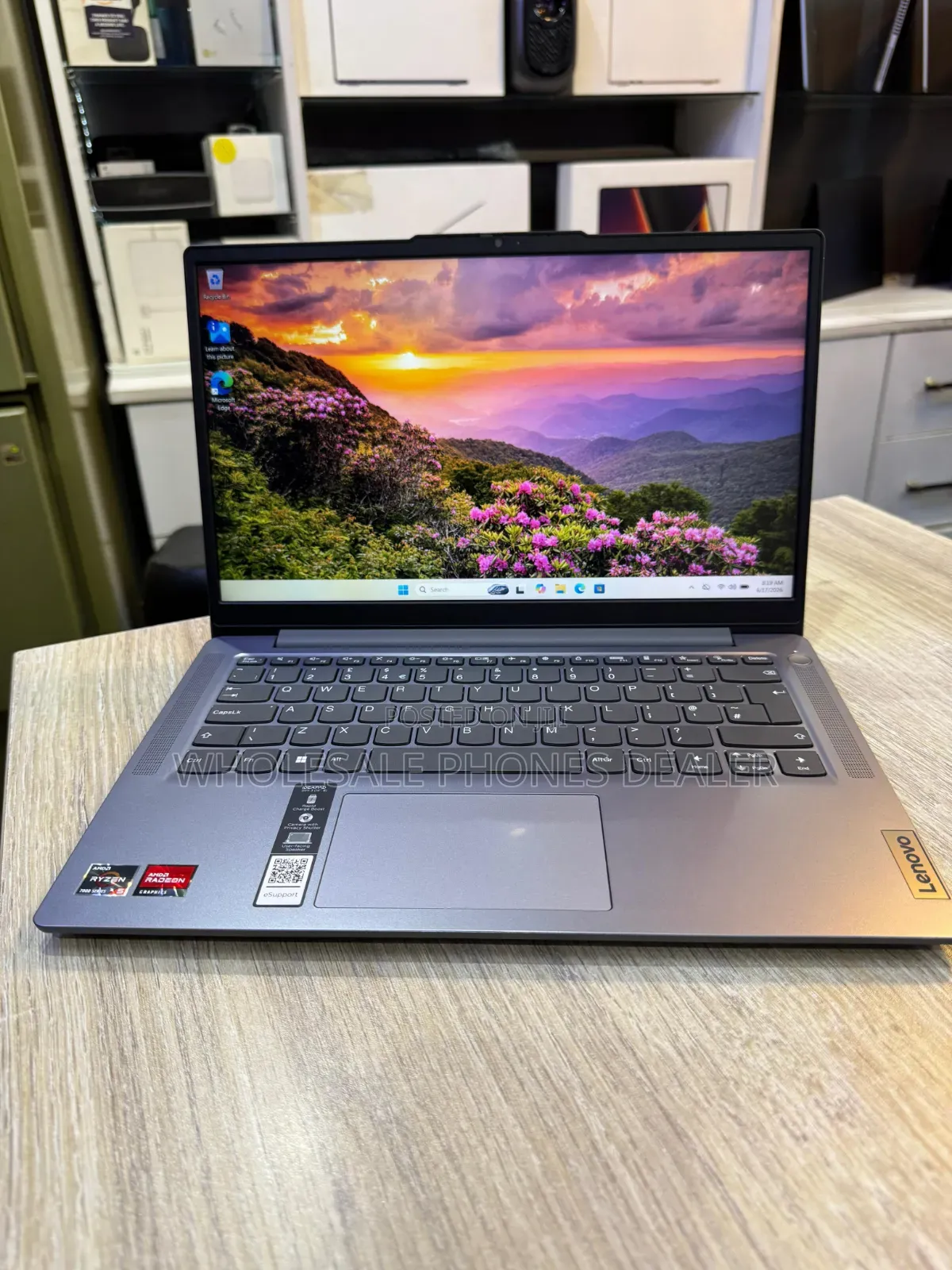 Laptop Lenovo 8GB AMD Ryzen 5 SSD 512GB