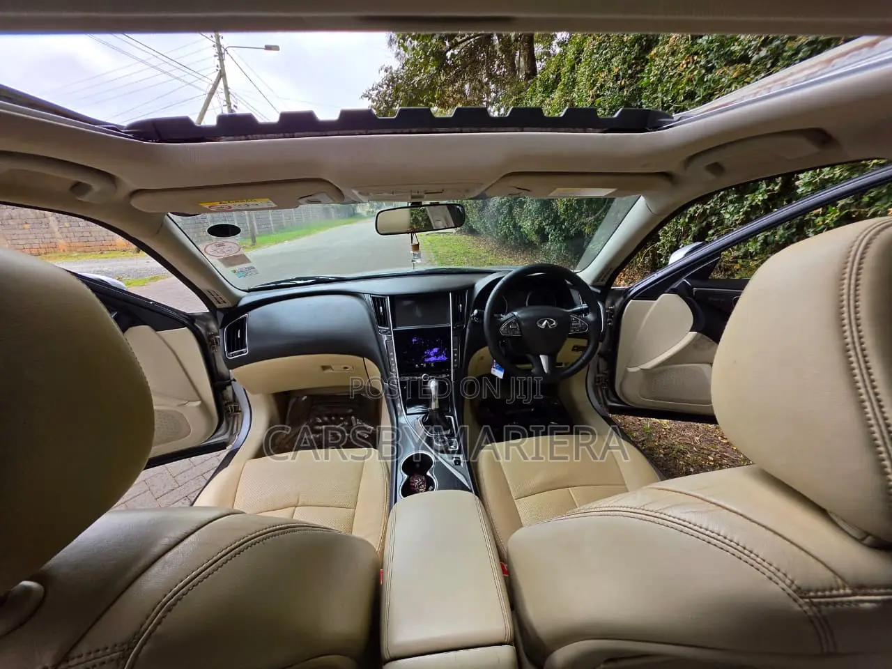 Nissan Skyline 2014 Silver