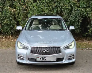 Nissan Skyline 2014 Silver