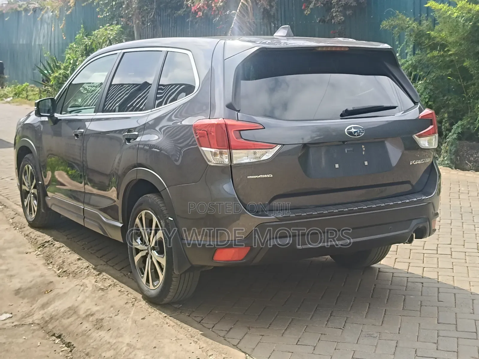 Subaru Forester 2019 Gray