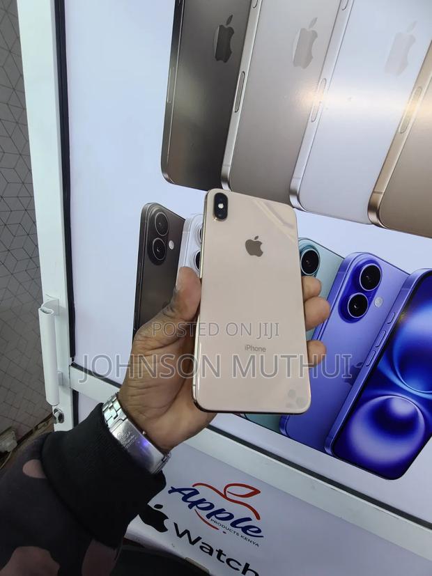 Apple iPhone XS Max 64 GB Gold - thumbnail 4