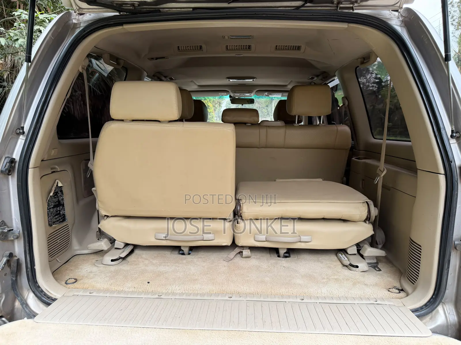 Toyota Land Cruiser HDJ 100 2003 Silver