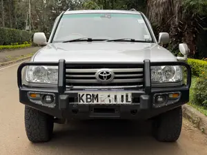 Toyota Land Cruiser HDJ 100 2003 Silver
