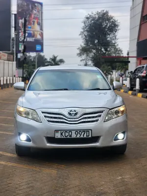 Toyota Camry 2011 Silver
