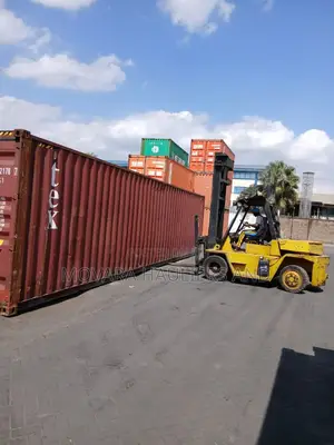 Forklift Available for Work 24/7 >> Safe>Fast >Cost Effective