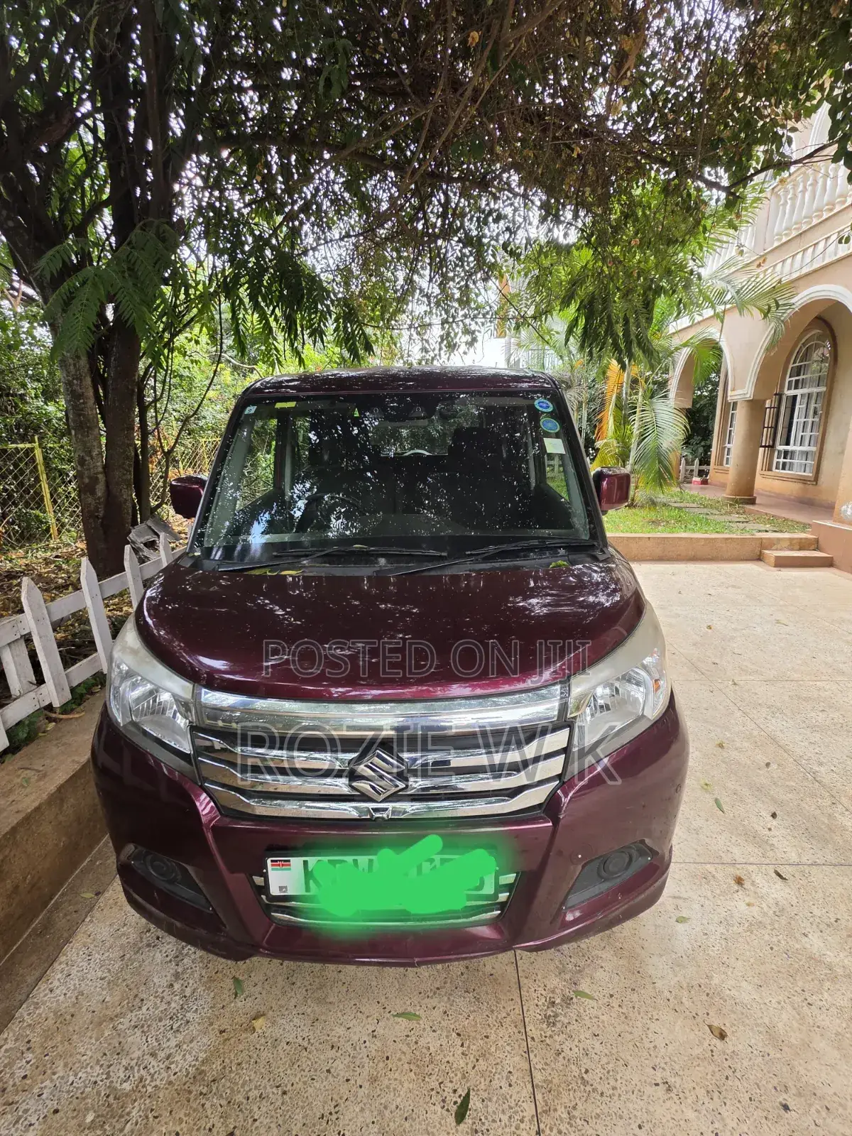 Suzuki Solio 2019 Burgundy