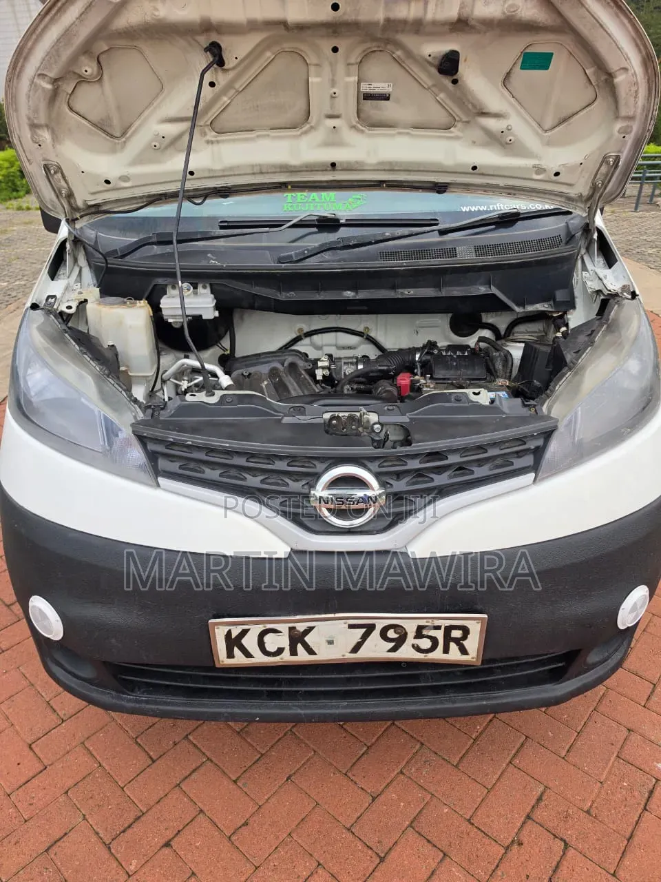 Nissan NV200 2010 White