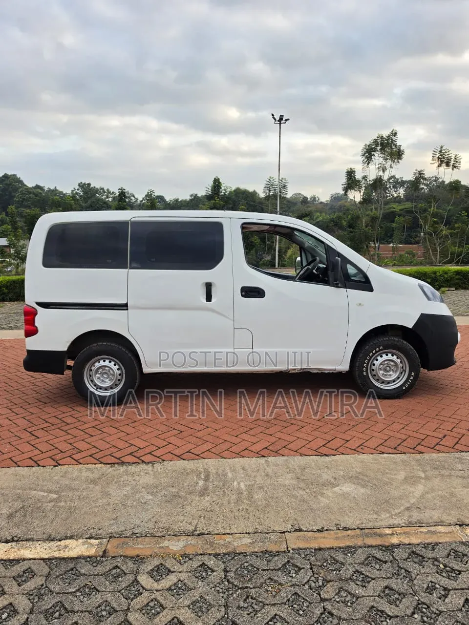 Nissan NV200 2010 White