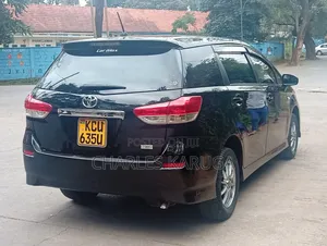 Toyota Wish 2012 Black