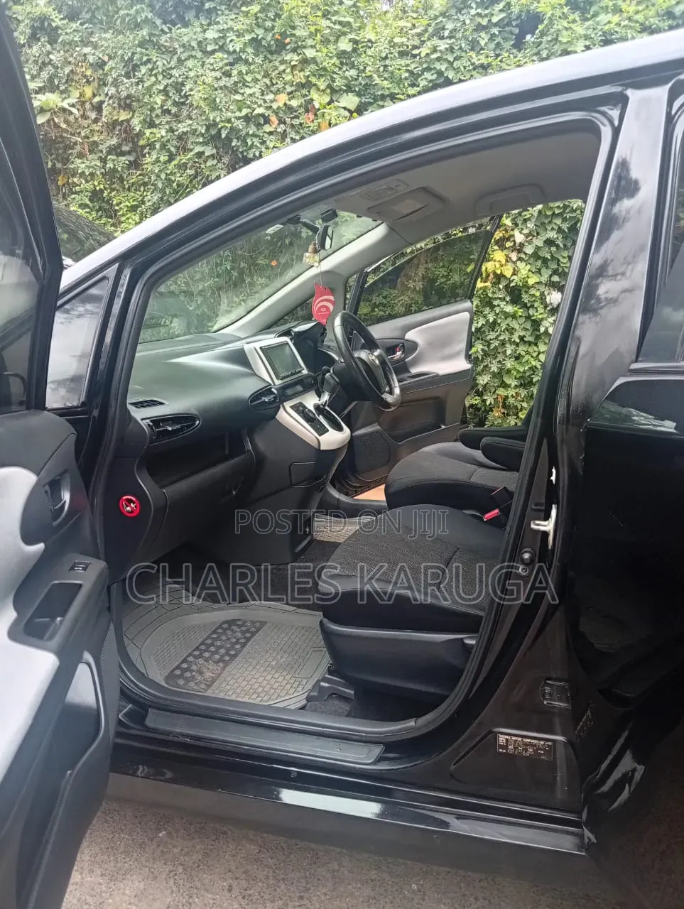 Toyota Wish 2012 Black