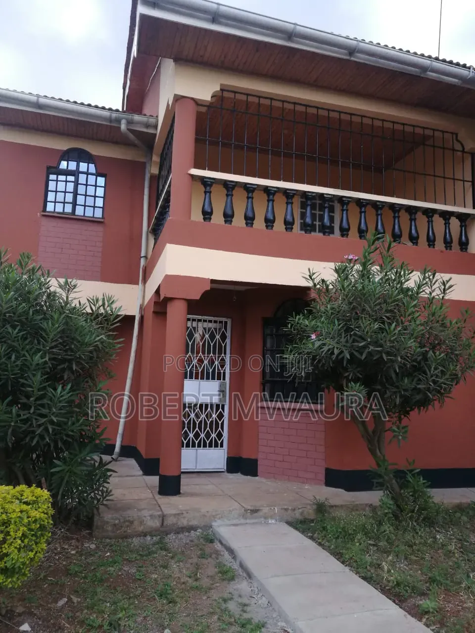 5bdrm Mansion in Thome for sale