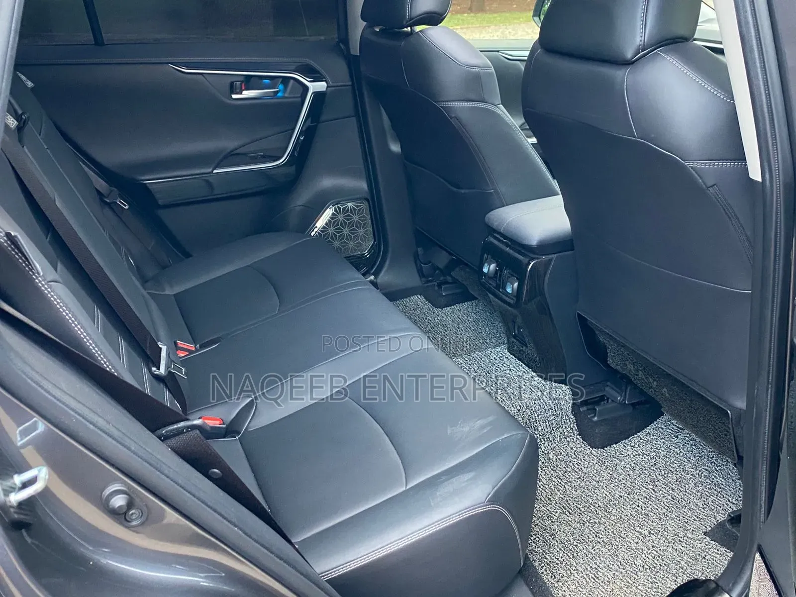 Toyota RAV4 2020 Gray