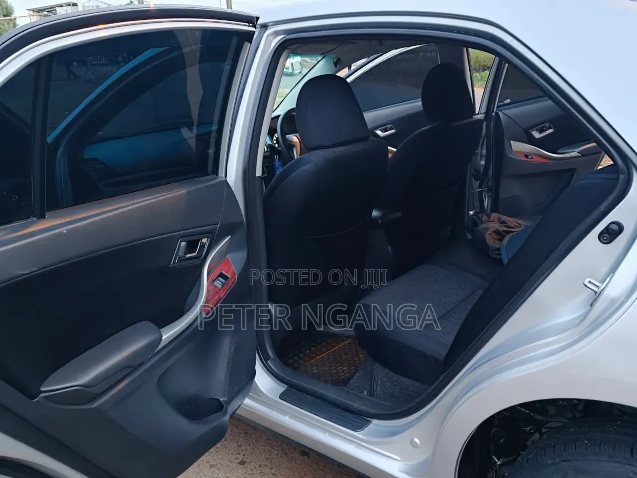 Toyota Allion 2012 Silver