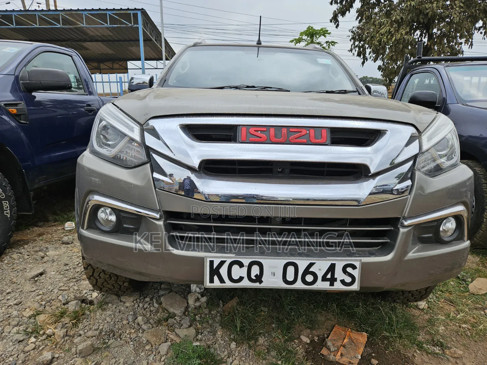 Isuzu D-MAX 2018 Gray