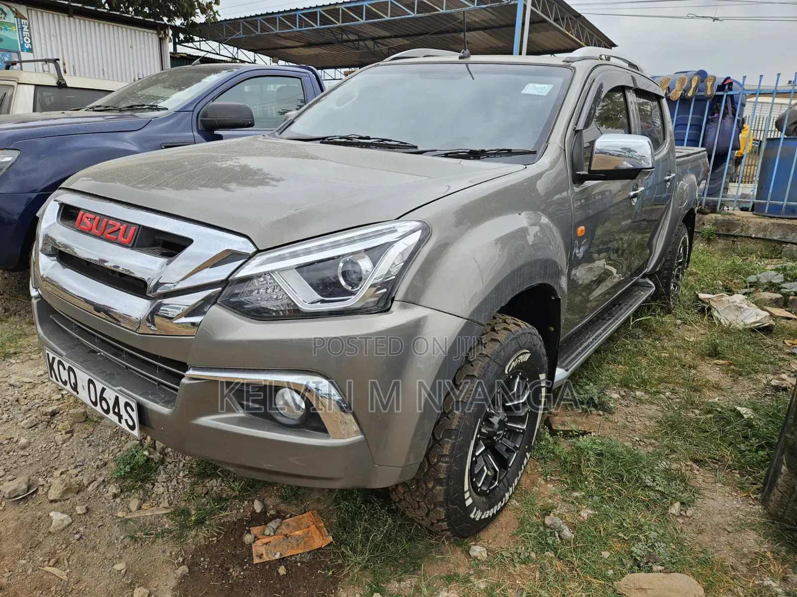 Isuzu D-MAX 2018 Gray