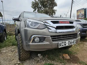 Isuzu D-MAX 2018 Gray