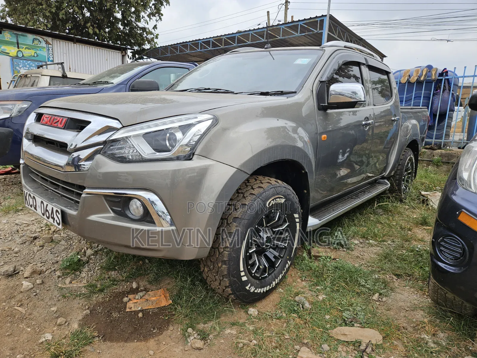 Isuzu D-MAX 2018 Gray