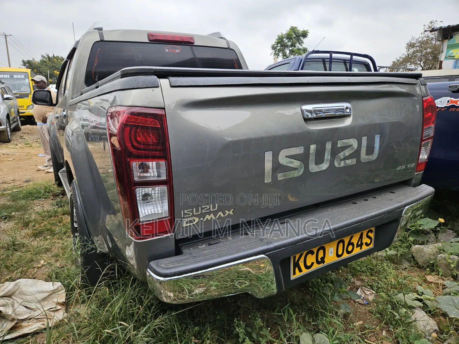 Isuzu D-MAX 2018 Gray