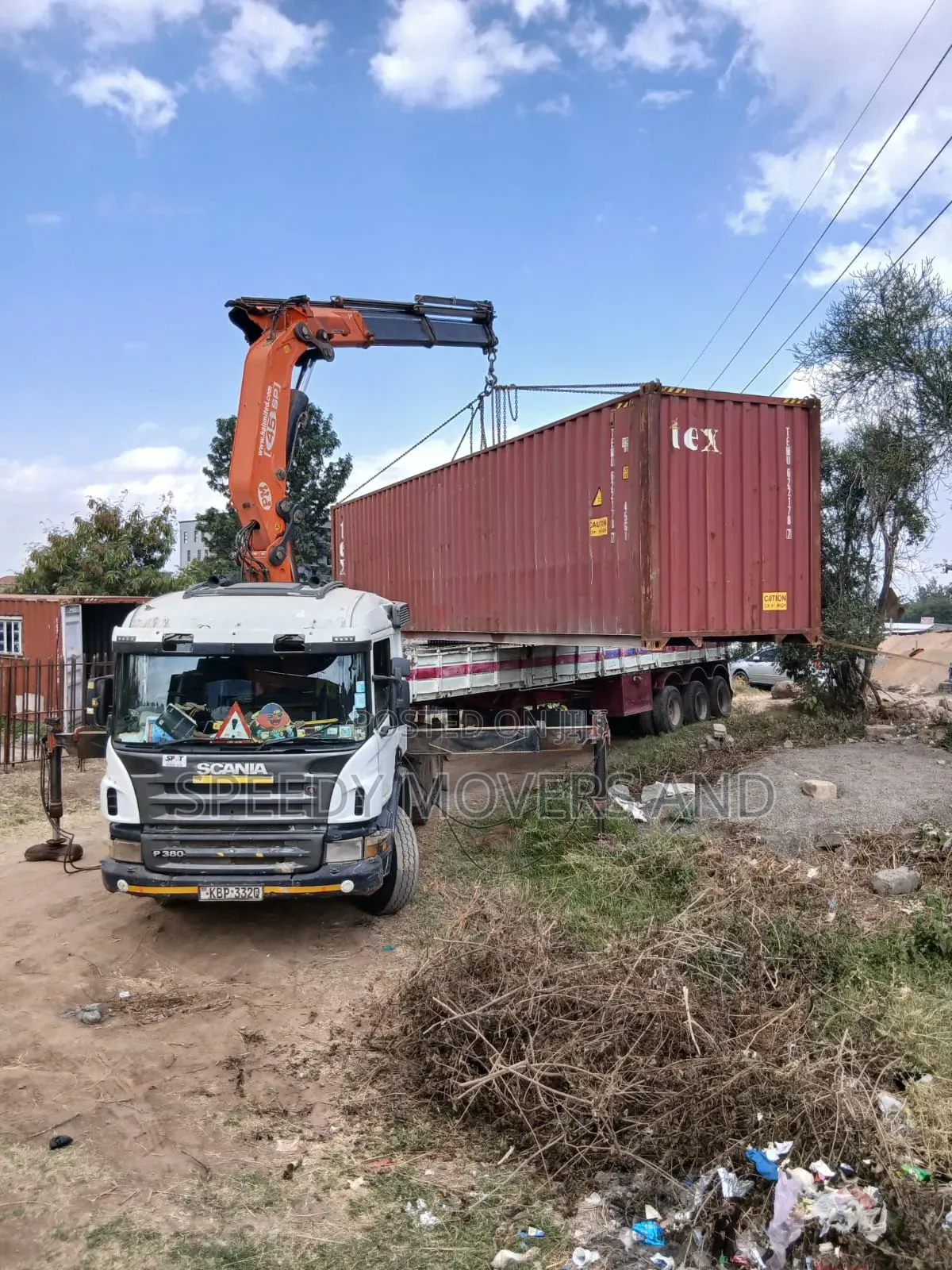 Selfloader Trailer for Hoisting and Transportation of Goods