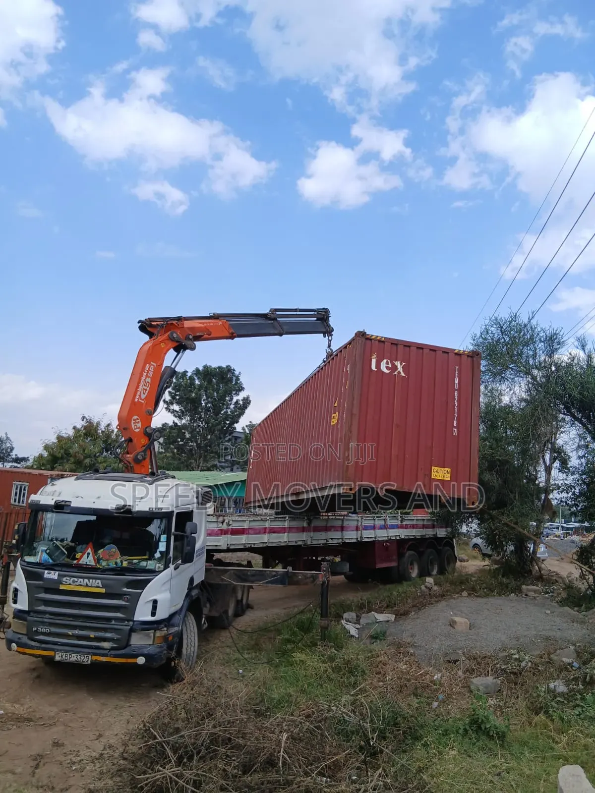 Selfloader Trailer for Hoisting and Transportation of Goods